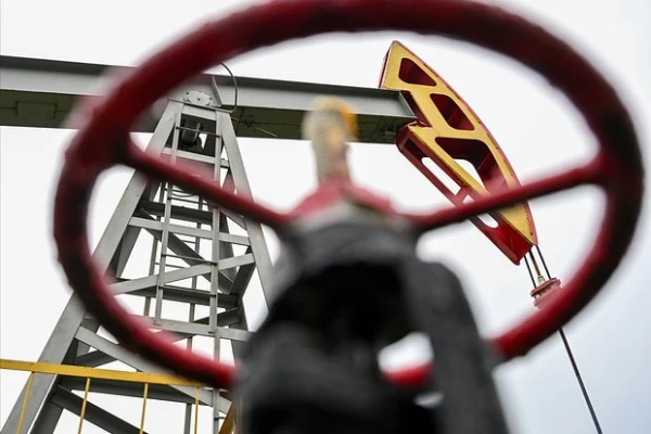 Изображение к статье: Добыча нефти в России упала третий месяц подряд