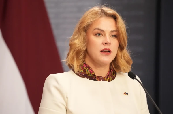 Вернувшись из Милана Силиня напугала отставкой члена правительства ЛР