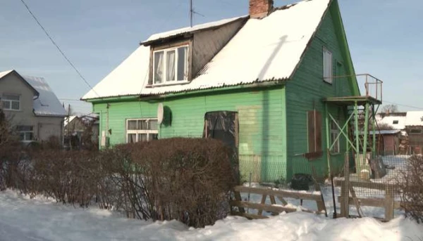 Изображение к статье: Так и не скажешь: дом настолько выгорел, что, скорее всего, его придётся сносить