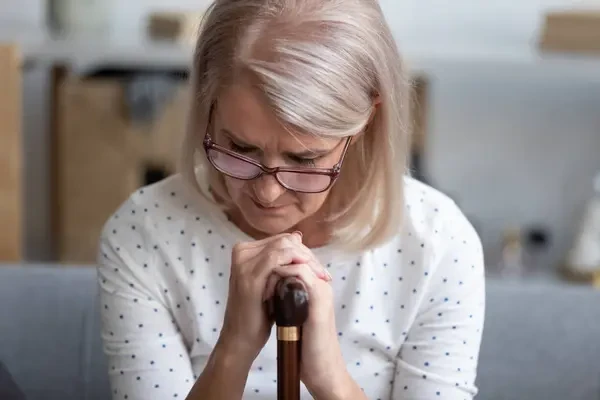 Пережитый развод не показал значимого влияния на риск деменции в пожилом возрасте