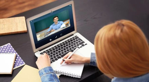 Изображение к статье: Дистанционное обучение не отменят сразу: депутаты пересматривают сроки