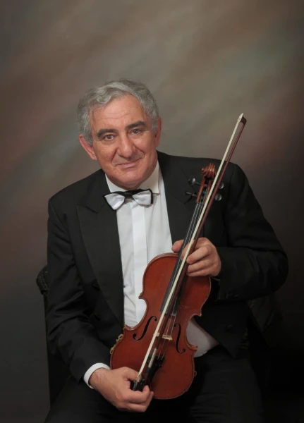 Изображение к статье: 26 февраля в Риге пройдет лекция-концерт Михаила Казиника «Антидепрессанты в музыке и литературе»