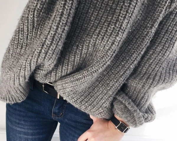 Изображение к статье: Лёд, пар и фен — как вернуть растянутым вещам прежний вид