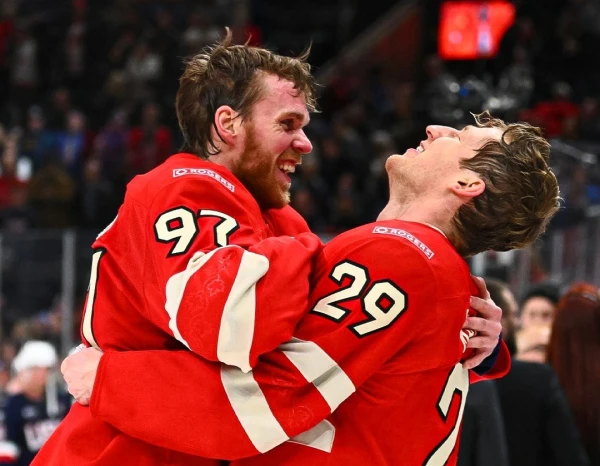 Изображение к статье: Нэйтан Маккиннон и Коннор Макдэвид установили уникальный рекорд