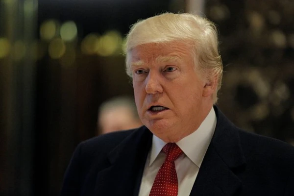 Изображение к статье: Трамп объяснил необходимость второго авианосца вблизи Ирана