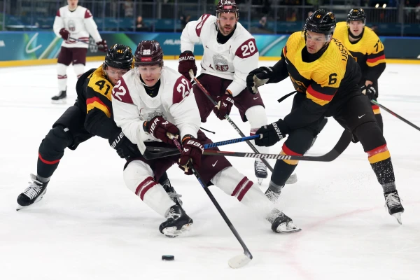 Изображение к статье: Выстояли до конца: Крастенбергс и Тралмакс — о самой тяжелой части матча