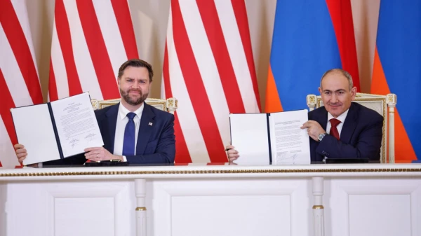 Изображение к статье: В Ереване все было по красоте.