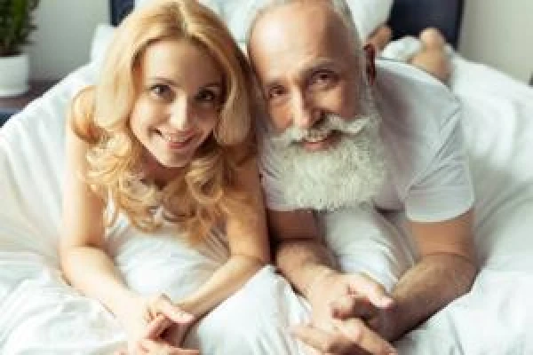 Изображение к статье: Сейм Латвии назвал возраст, до которого латвиец еще молодой