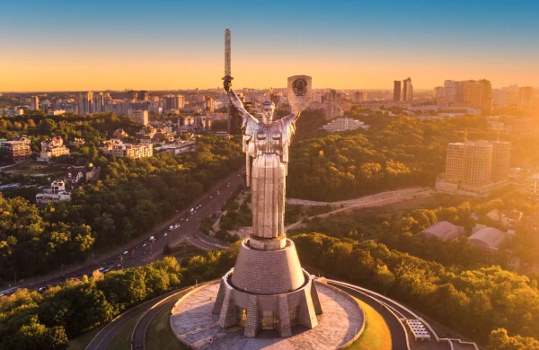 Венгрия заблокировала крупный кредит ЕС для Украины