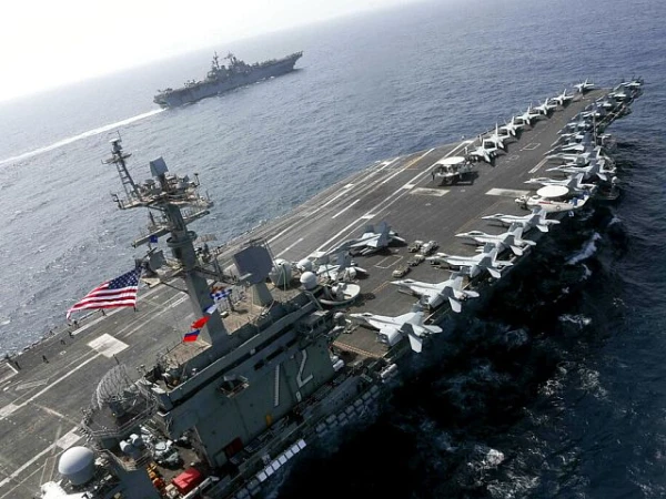 Морская авиация США во всеоружии.