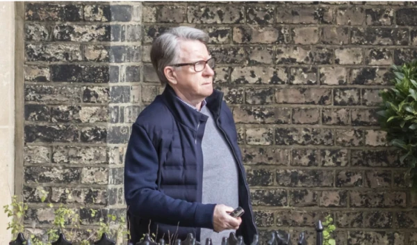 В Британии задержали связанного с Эпштейном лорда