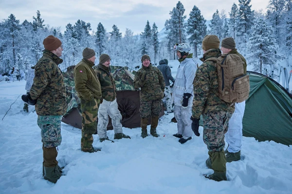 Изображение к статье: В НАТО начали готовиться к подводной войне