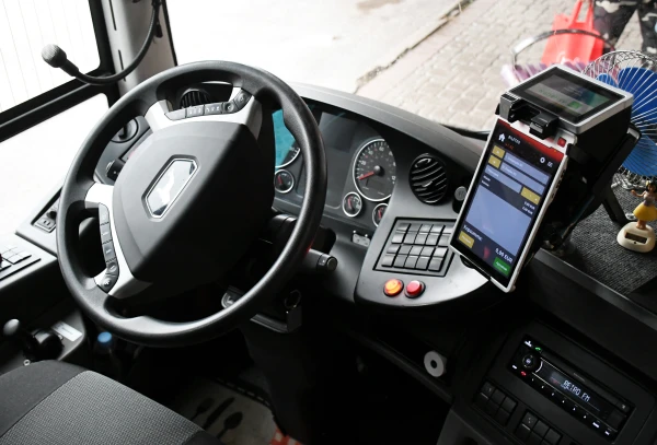 Во вторник отменены 10 автобусных рейсов в направлении Елгавы