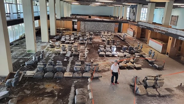 Изображение к статье: Здесь все замерло, как в день начала войны.