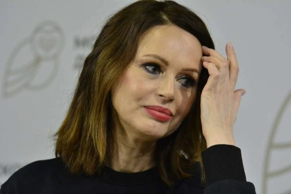 Изображение к статье: «Если её IQ позволяет...»: Ирина Безрукова высказалась о возможном визите Анджелины Джоли в Курскую область