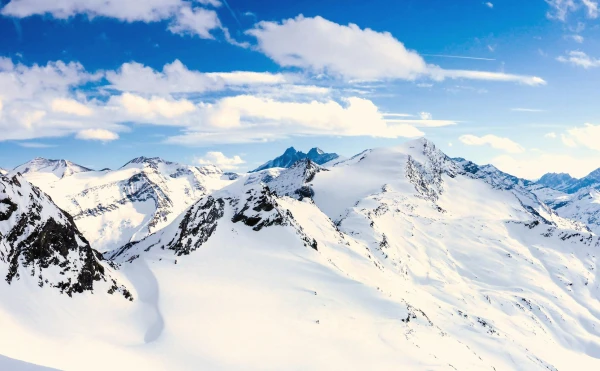 Изображение к статье: Томасу позвонил полицейский. Но альпинист сказал ему: «Нам ничего не нужно… все в порядке».