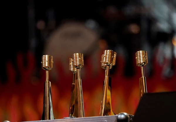 Определены лауреаты «Золотого микрофона» в 20 категориях