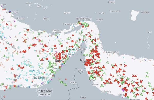 Изображение к статье: Суда начинают скапливаться у Ормузского пролива. Фото: marinetraffic.com