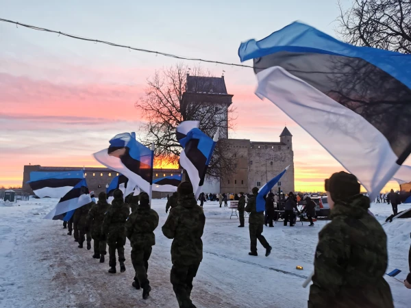 Изображение к статье: И чтоб никто не догадался: Эстония засекретила поздравления от папы Римского и короля Британского. А также от Трампа