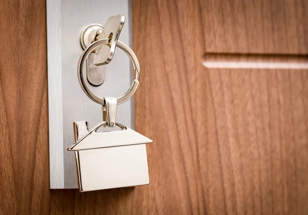 Власти Риги решили брать деньги с квартирантов, проживающих в муниципальных домах