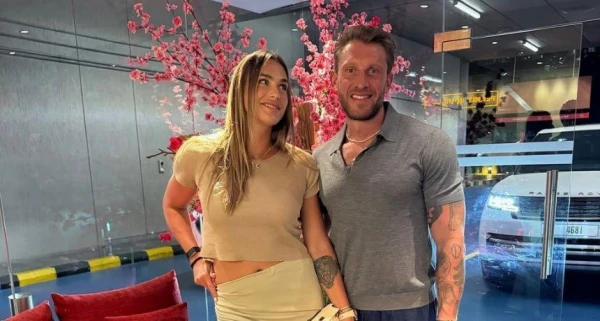 Изображение к статье: Арина Соболенко получила и приняла предложение руки и сердца Георгиоса Франгулиса