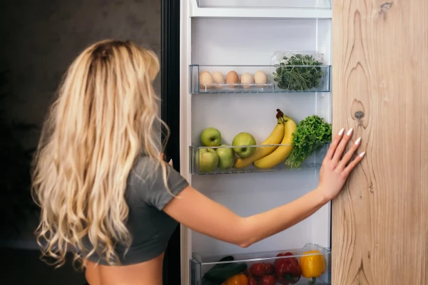 Перестаньте класть это в холодильник: список продуктов, которым там не место