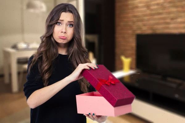 Изображение к статье: Худшие подарки на 8 Марта: что может испортить праздник