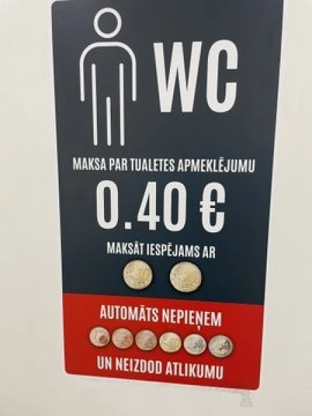 «Хоть бы они сгорели в аду»: мужчина возмущён организацией платных туалетов