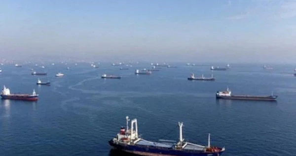 «Китайские  мы»!  - Кораблям в Персидском заливе приходится маскироваться