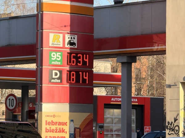 В Латвии наблюдается резкий рост цен на топливо