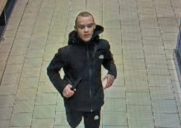 Под видом покупателя из Telegram рижанин грабил подростков