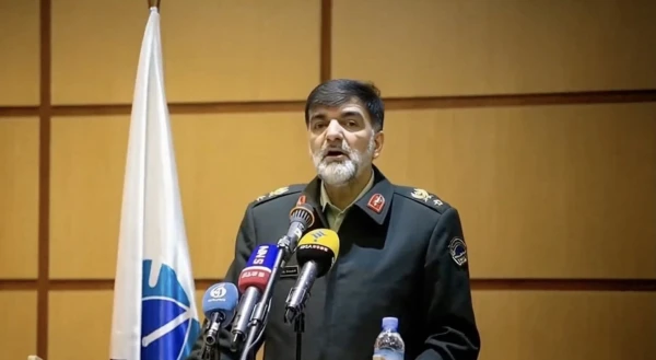 Изображение к статье: «Палец на спусковом крючке»: полиция Ирана предупредила протестующих