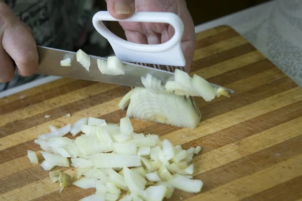 Изображение к статье: Стало известно о запрете лука для некоторых людей