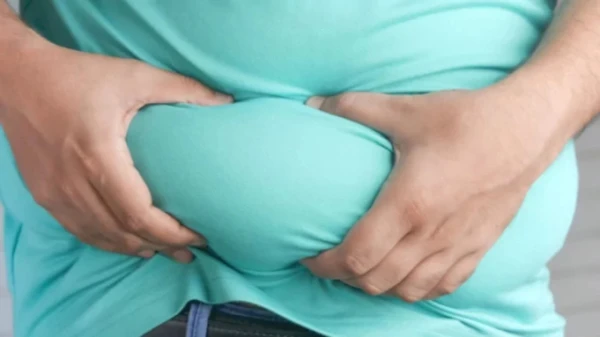 Мужчина похудел на 136 килограммов благодаря одной внутренней установке