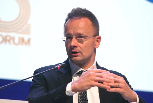 Изображение к статье: Венгрия пообещала не отправлять солдат на Украину