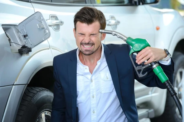 Изображение к статье: Жители Латвии ощущают рост цен на топливо, свидетельствует опрос