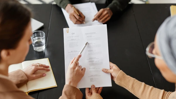 5 фраз в резюме, которые не следует писать