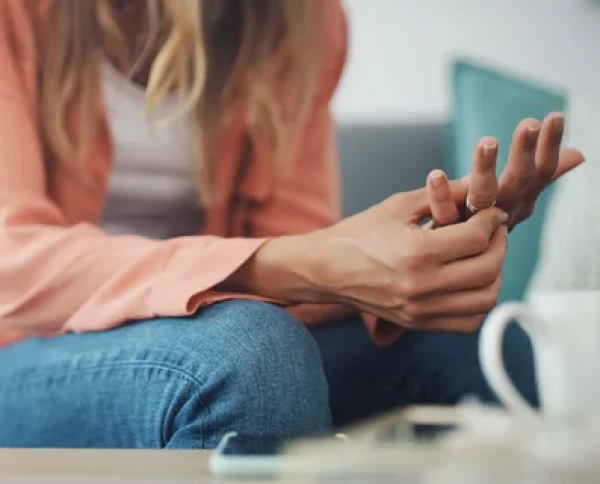 Когда пора уходить: три тревожных сигнала в отношениях