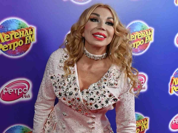 Изображение к статье: Страстная артистка может остаться ни с чем.