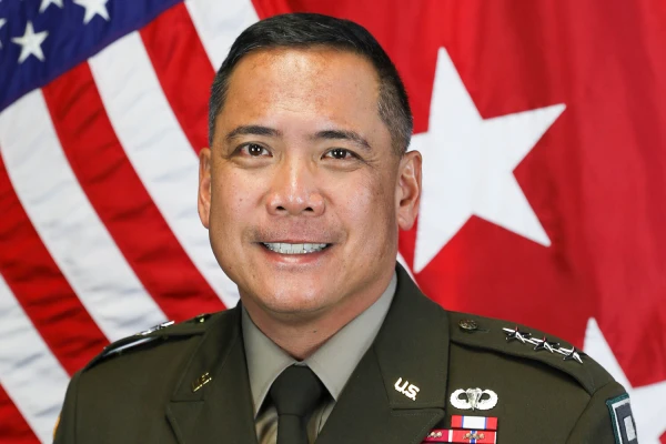 Изображение к статье: Напился и чуть не убился: американский генерал сдался грузинской чаче