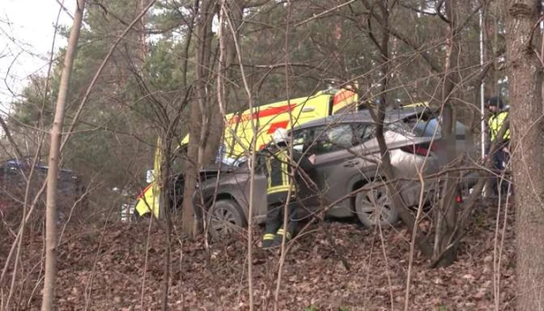В шаге от падения в овраг: на Яунциема гатве произошла пугающая авария