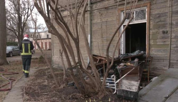 Изображение к статье: В Иманте местные жители не в восторге от богемной ауры одного жильца