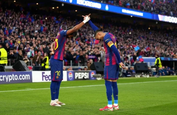 Изображение к статье: Лига чемпионов. Дубли Рафиньи и Левандовского помогли «Барселоне» уничтожить «Ньюкасл» и выйти в четвертьфинал