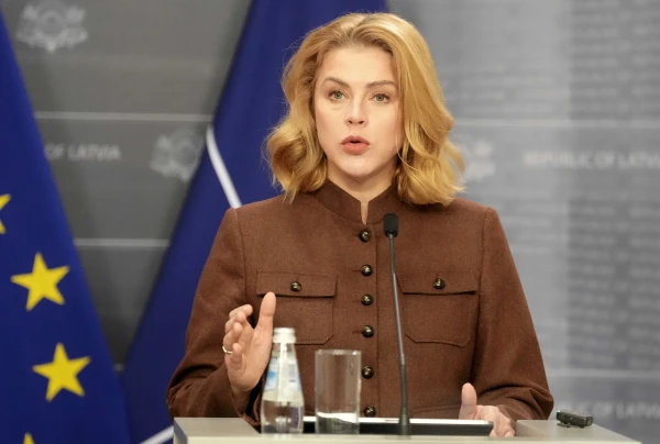 Силиня: Европе нужно больше самодостаточности