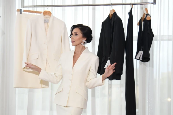 Без логотипов и показного шика: как выглядит тихая роскошь