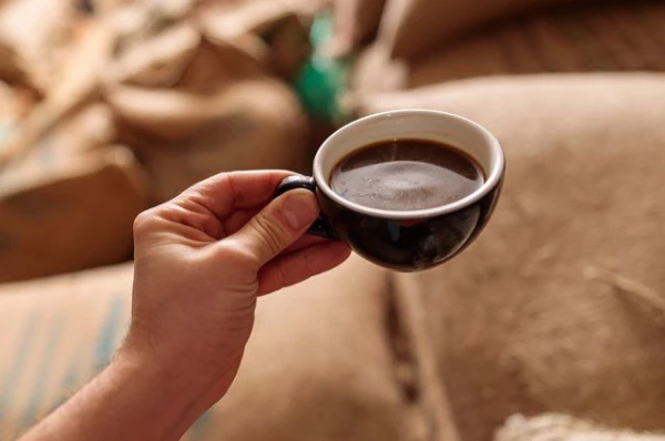 Сколько чашек кофе в день можно людям с гипертонией?