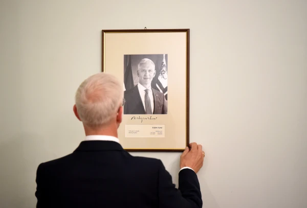 Руководителя канцелярии Кариньша подслушивали латвийские спецслужбы