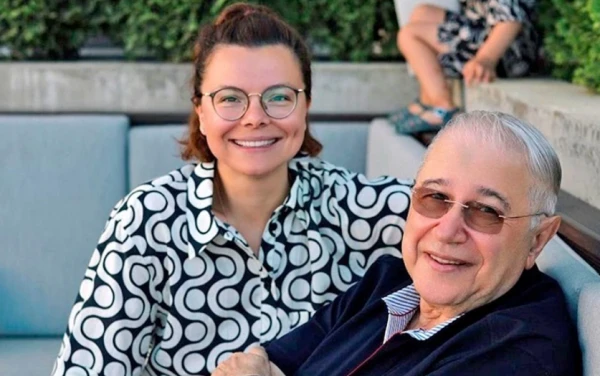 Любовь зла, сердцу не прикажешь.