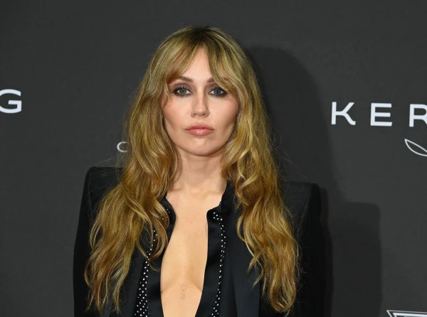 Изображение к статье: Эта барышня в свои года успела многое.