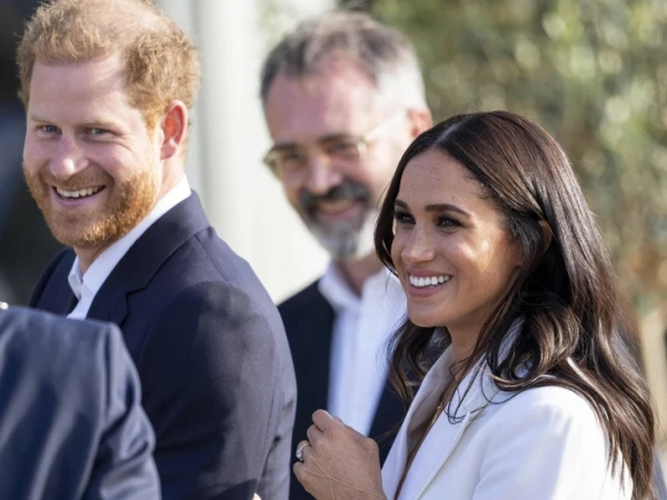 Соседи Меган и Гарри откровенно говорят: «Им нужны только деньги!»